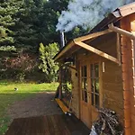 木屋 Wood By The River - For Nature Lovers 维蒂纳