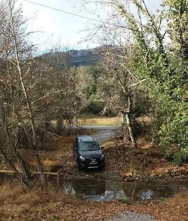 Wood By The River - For Nature Lovers فيتينا