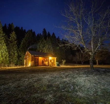 Wood By The River - For Nature Lovers شاليه *