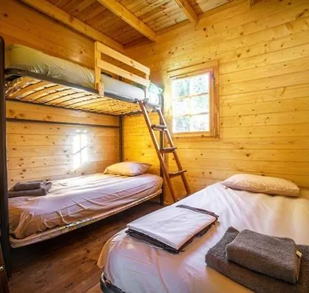 Chalet Wood By The River - For Nature Lovers Vytina
