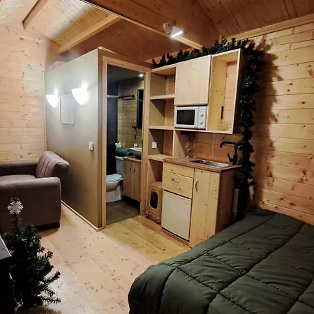 木屋 Wood By The River - For Nature Lovers